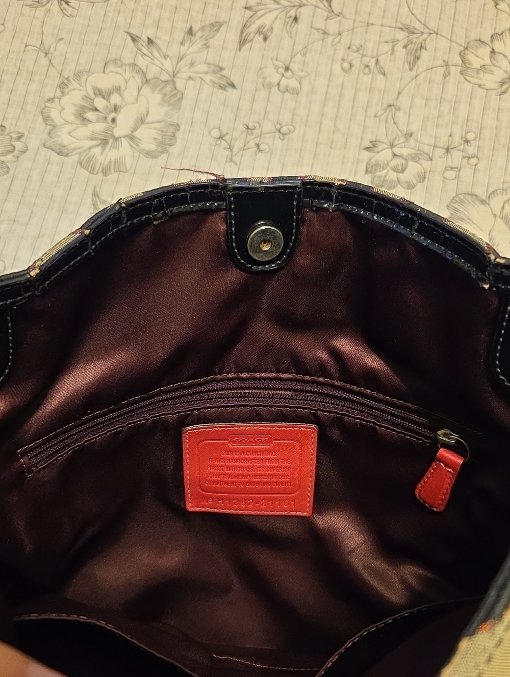 Coach - Picture 5 of 6